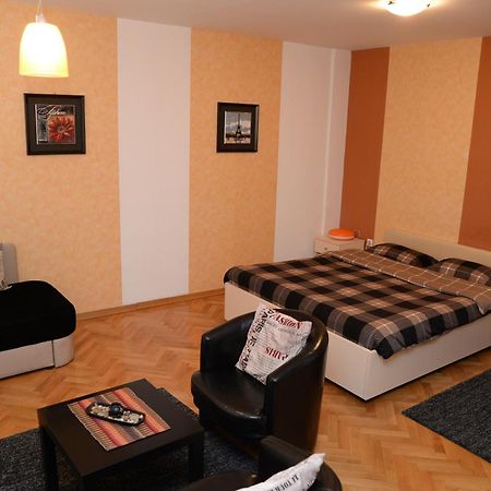 Exclusive Central Apartments Skopie Habitación foto