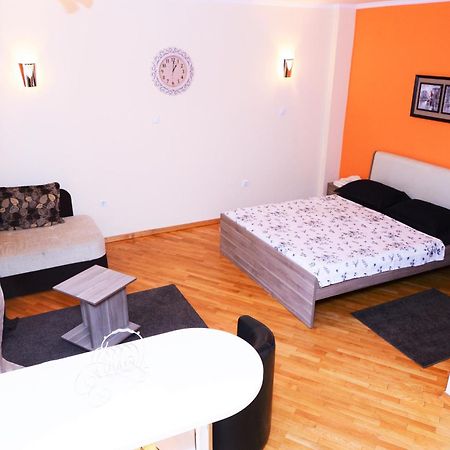 Exclusive Central Apartments Skopie Habitación foto